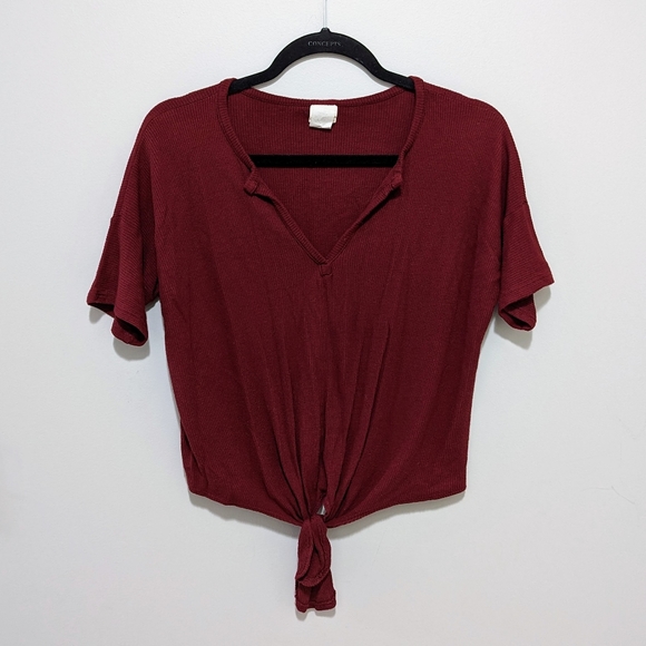 Tie front tee - Picture 1 of 4